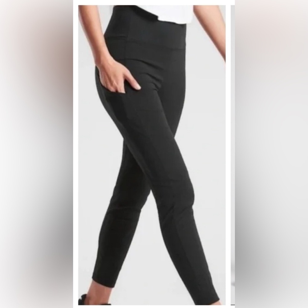 Athleta Trekkie Hybrid Crop Tight Pants size 4